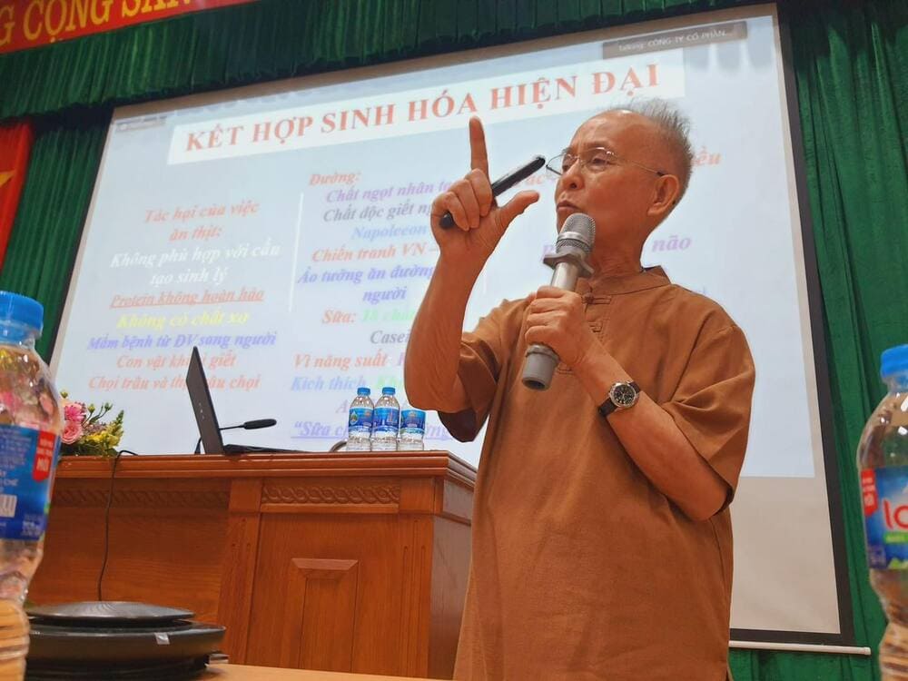 Những Đóng Góp Của Thầy Ngô Đức Vượng