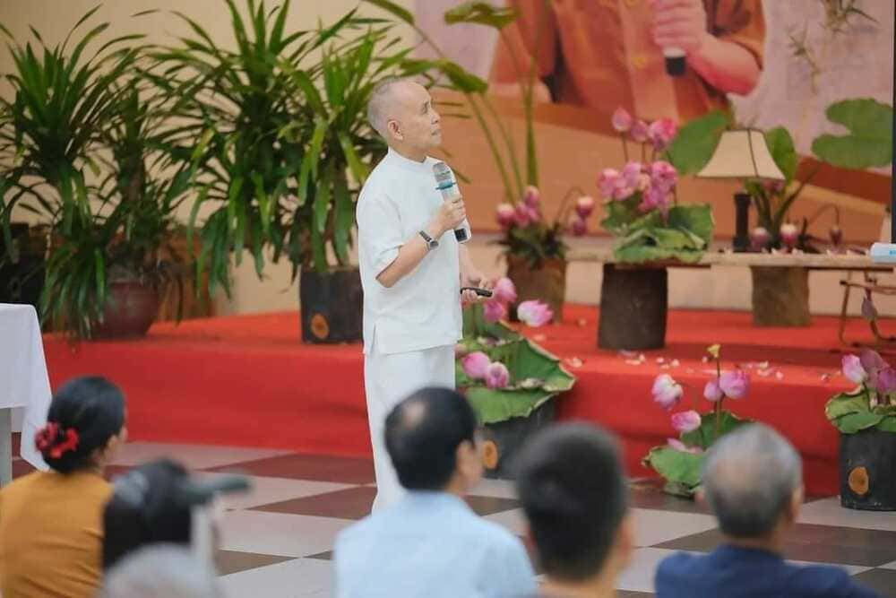 Phương Pháp Chữa Bệnh Nổi Tiếng Của Thầy Ngô Đức Vượng